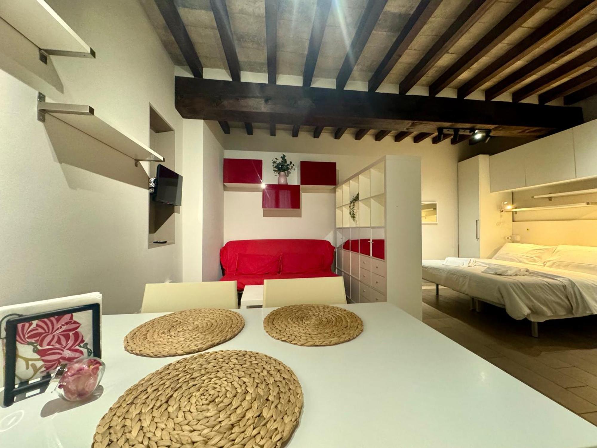 Niki O. Apartments Parma Room photo